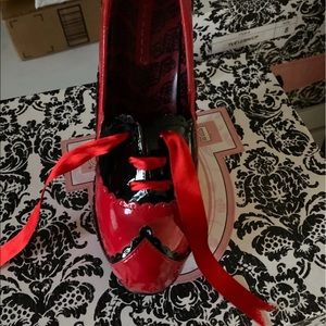 Bordello Heels